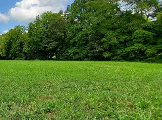 8104 Monday Rd, Corryton, TN 37721