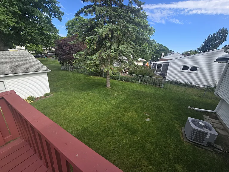 9187 N Sheldon Rd — Photo 8