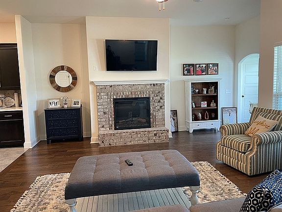5th image of 1701 McKenzie Cir