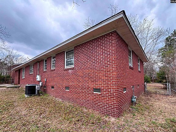 5th image of 2122 Morninglo Ln