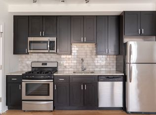 2203 W Eastwood Ave #1UASE, Chicago, IL 60625