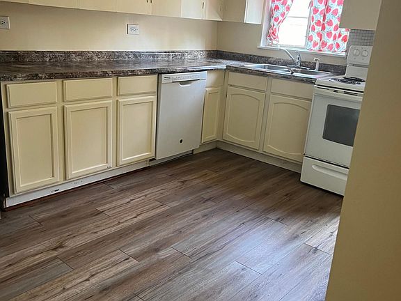 2nd image of 5036 Fort Ave