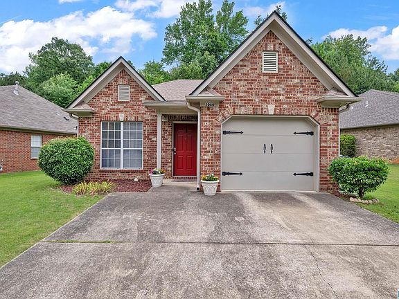 2nd image of 2080 Willow Glenn Dr