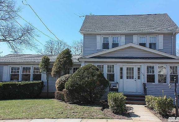 2nd image of 730 Silver Lake Pl