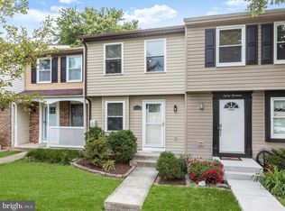 8012 Hadfield Ct, Pasadena, MD 21122