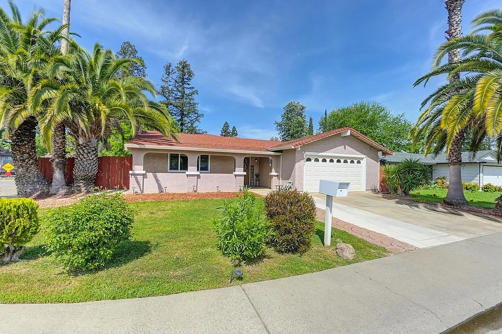 8555 Sun Florin Dr photo 1