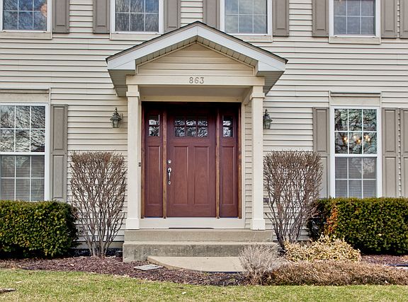 2nd image of 863 Waterford Dr