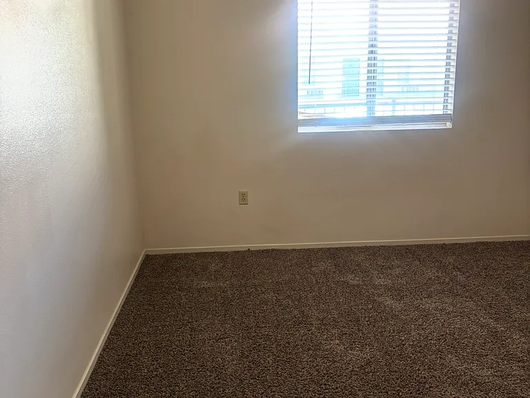 100 Pulsipher Ln #1207 — Photo 14