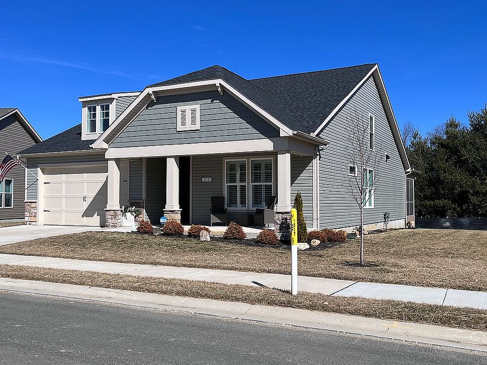 2nd image of 216 Rittenhouse Dr