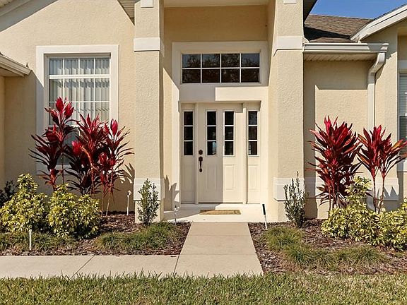 3rd image of 16520 Spring Park Dr