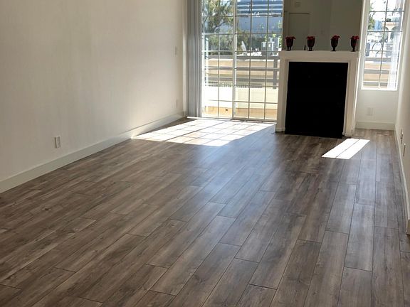 1 Bedroom ($2400) 3rd floor