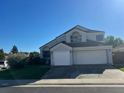 5018 Efthemia Way, Elk Grove, CA, 95758