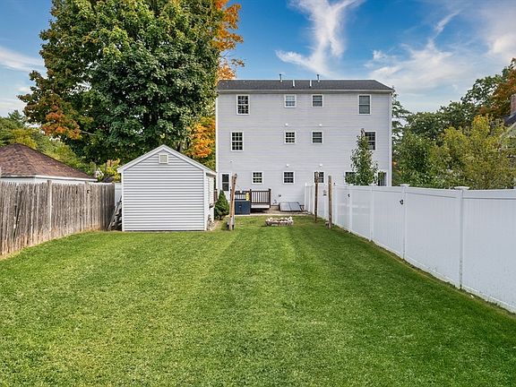 4th image of 17 Sawyer St #17