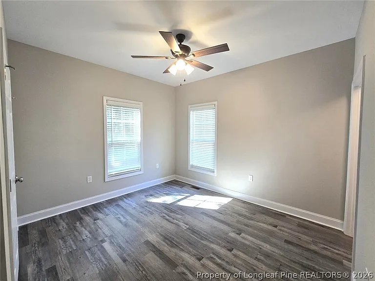 2123 Burnett Ave — Photo 26