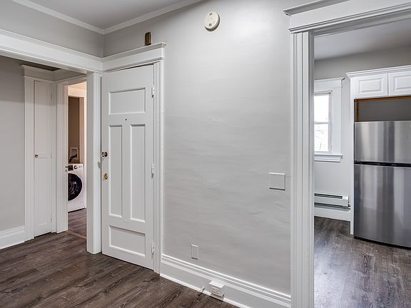 3rd image of 395 University Ave #2