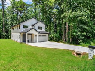 184 Woodland Ln SW, Mableton, GA 30126