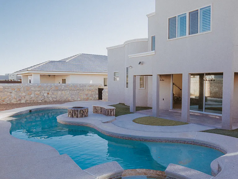 2708 Tierra Murcia St — Photo 2