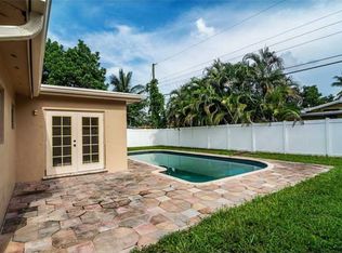 6561 Coolidge St, Hollywood, FL 33024