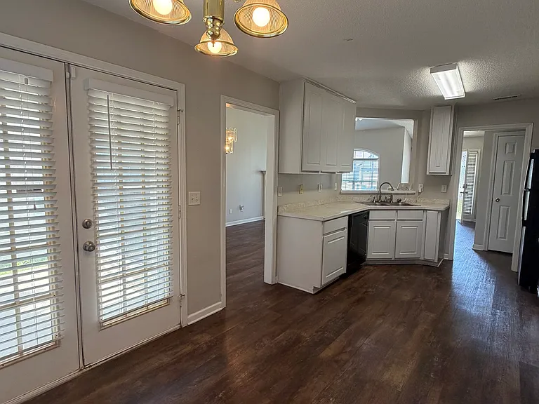 3020 Meadow Glen Pass — Photo 31