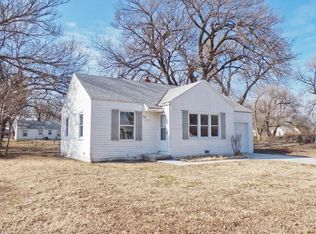 2211 N Minneapolis St, Wichita, KS 67219