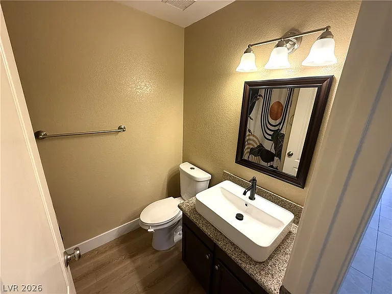 136 Serenade Ct — Photo 16