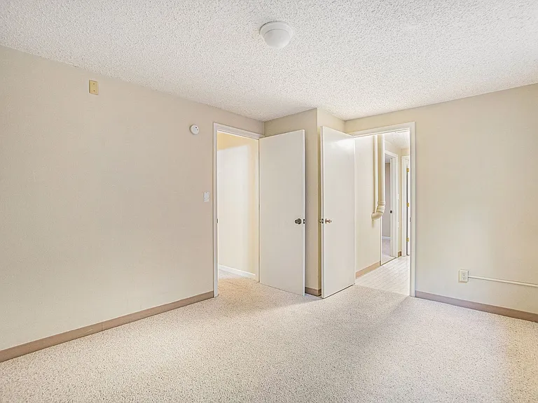 1339 Village Park Ct — Photo 17