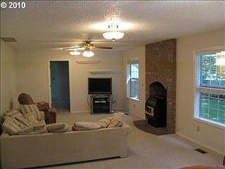 5th image of 15807 NE 25th St