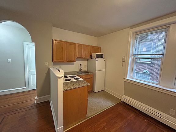 3rd image of 4537 Osage Ave #8