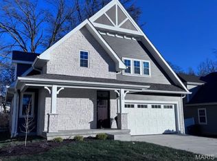 506 Coverdale Ln, Saint Louis, MO