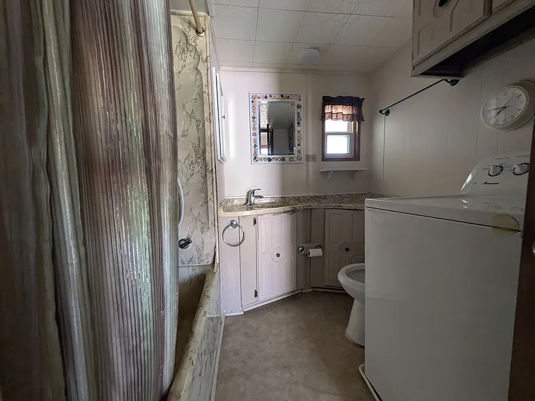 3328 Illinois Ave — Photo 11