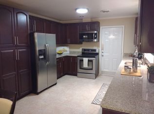 25 Westminister Dr, Hampton, VA 23666