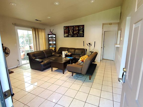 5th image of 1704 Fairplace Ct