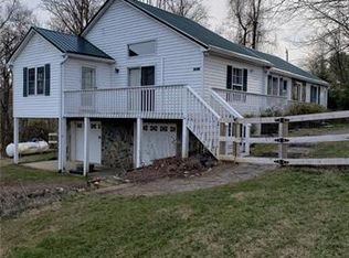 831 Dale Rd, Spruce Pine, NC 28777