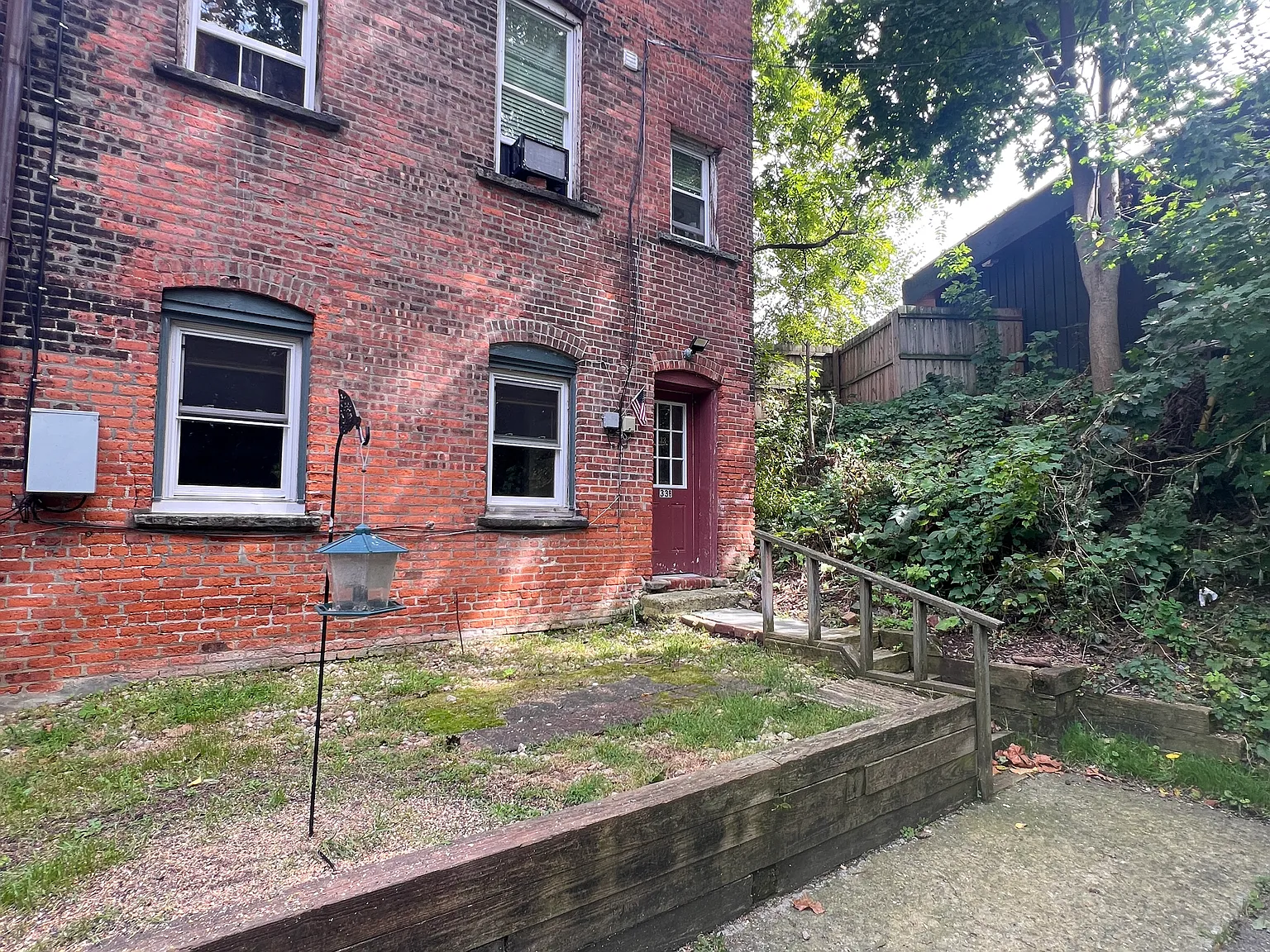 Studio, 400 sqft, $1,685 — Photo 1