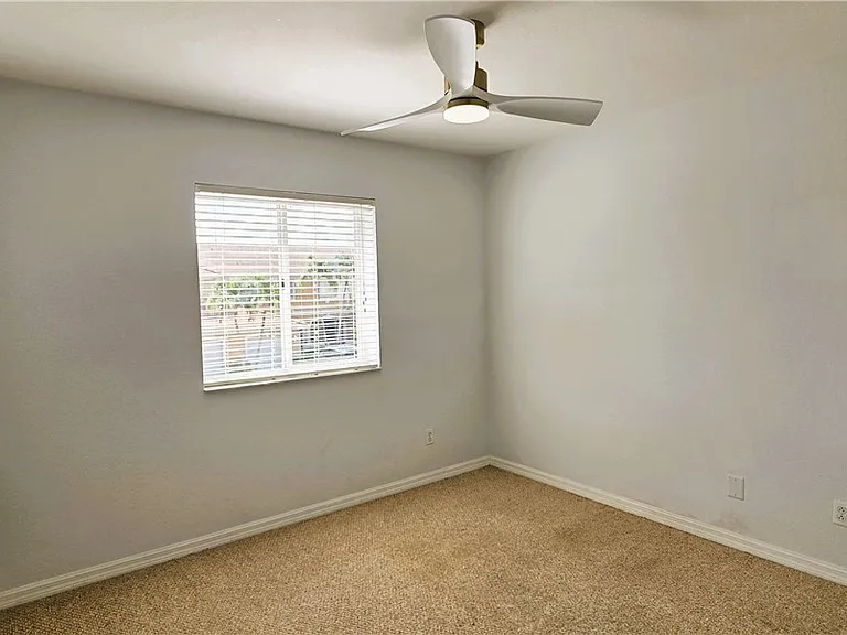 3345 Dandolo Cir — Photo 20