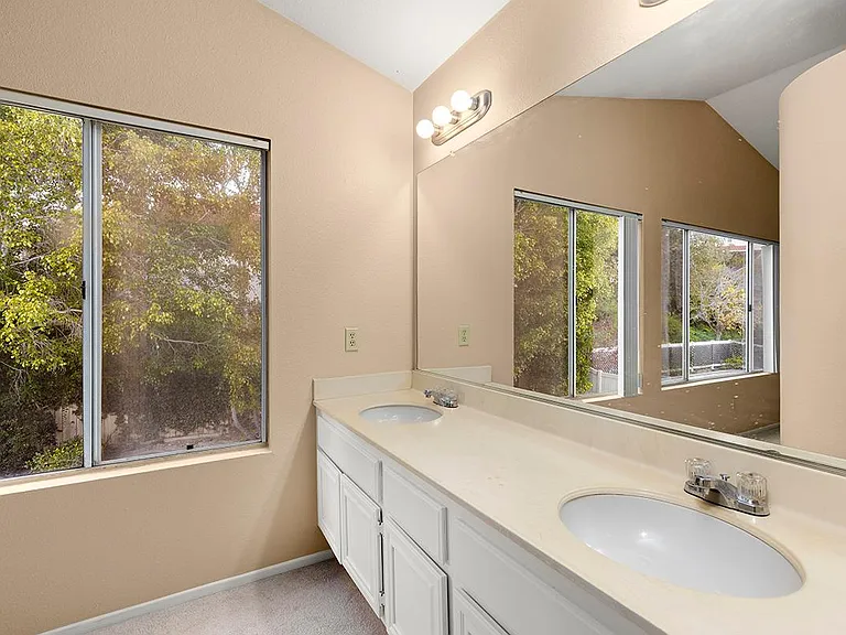 1707 Landing Dr — Photo 18