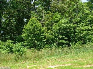 167 Heatherwood Dr, Winston Salem, NC 27107