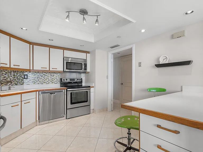 5080 N Ocean Dr #6C — Photo 11
