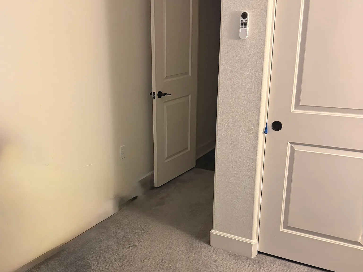 3 bed, 2.5 bath, 1811 sqft, $900 — Photo 2