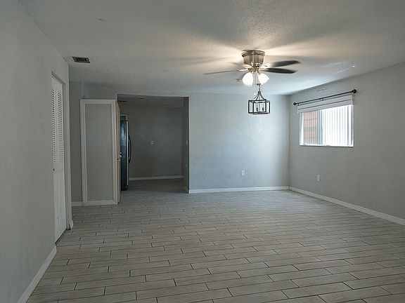 2nd image of 911 Royal Oak Ct