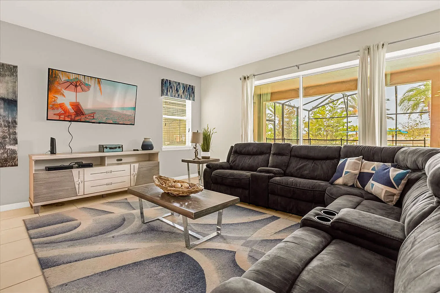 9 bed, 6.0 bath, 4101 sqft, $5,268 — Photo 2