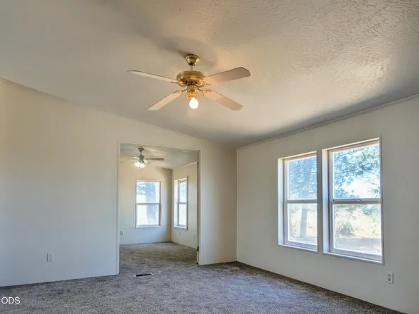 88052 Cedar Ln, Christmas Valley, OR 97641