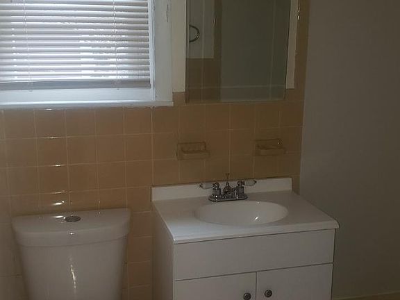 2nd image of 286 Beacon St #B