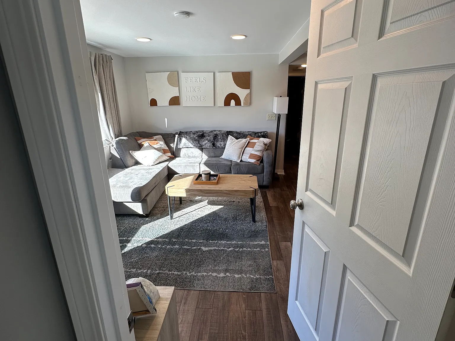 4 bed, 2300 sqft, $2,950 — Photo 3