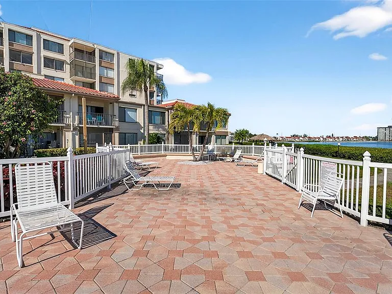 6218 Palma Del Mar Blvd S #405 — Photo 40