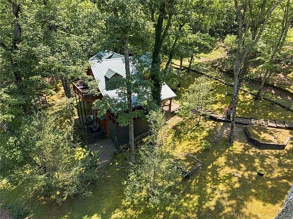 2nd image of 126 Kelso Rd