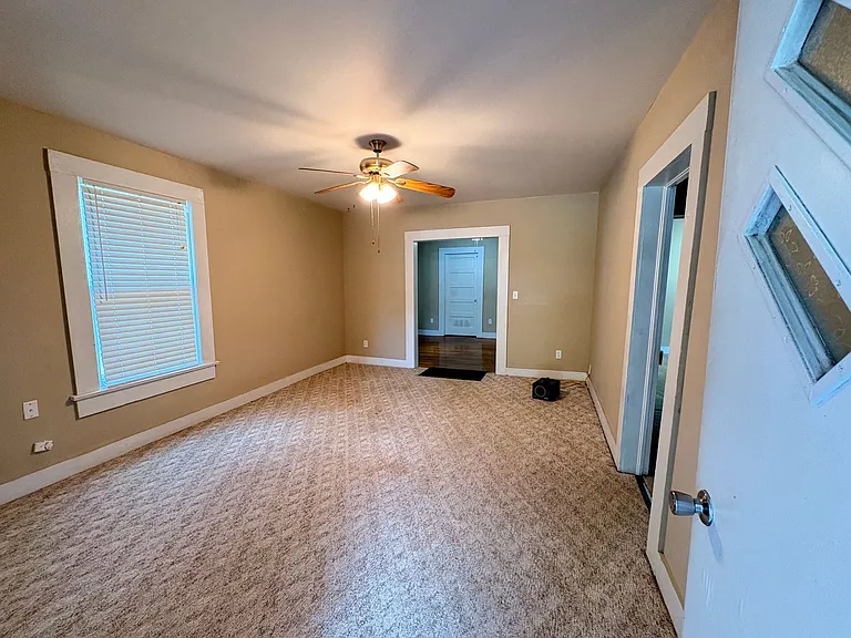 419 Central Ave — Photo 2