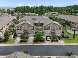 8827 Little Cormorant Ln, Navarre, FL 32566