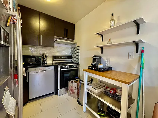 Rented by Oxford Property Group | media 17