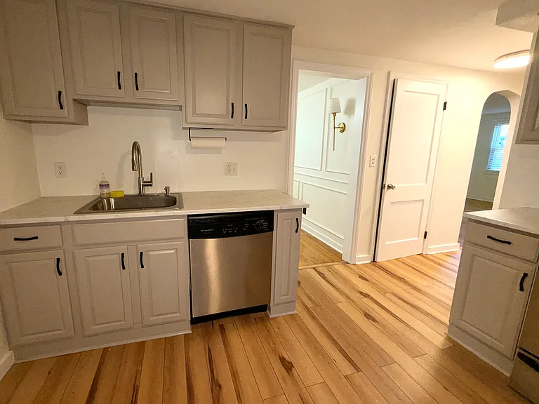 123 Lyon Pl — Photo 9